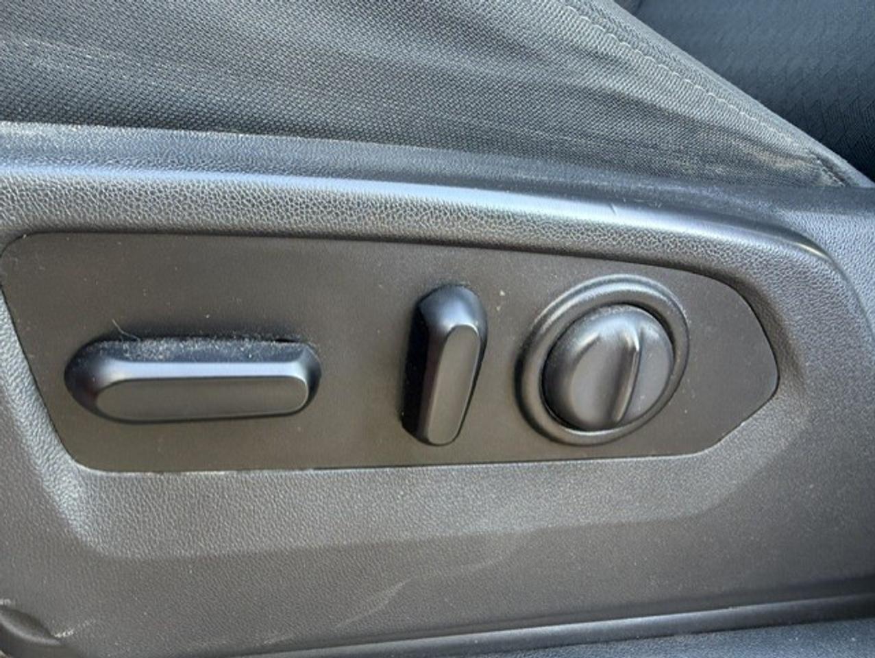 2019 GMC Sierra 1500 4WD Crew Cab 157" SLE - Photo #8