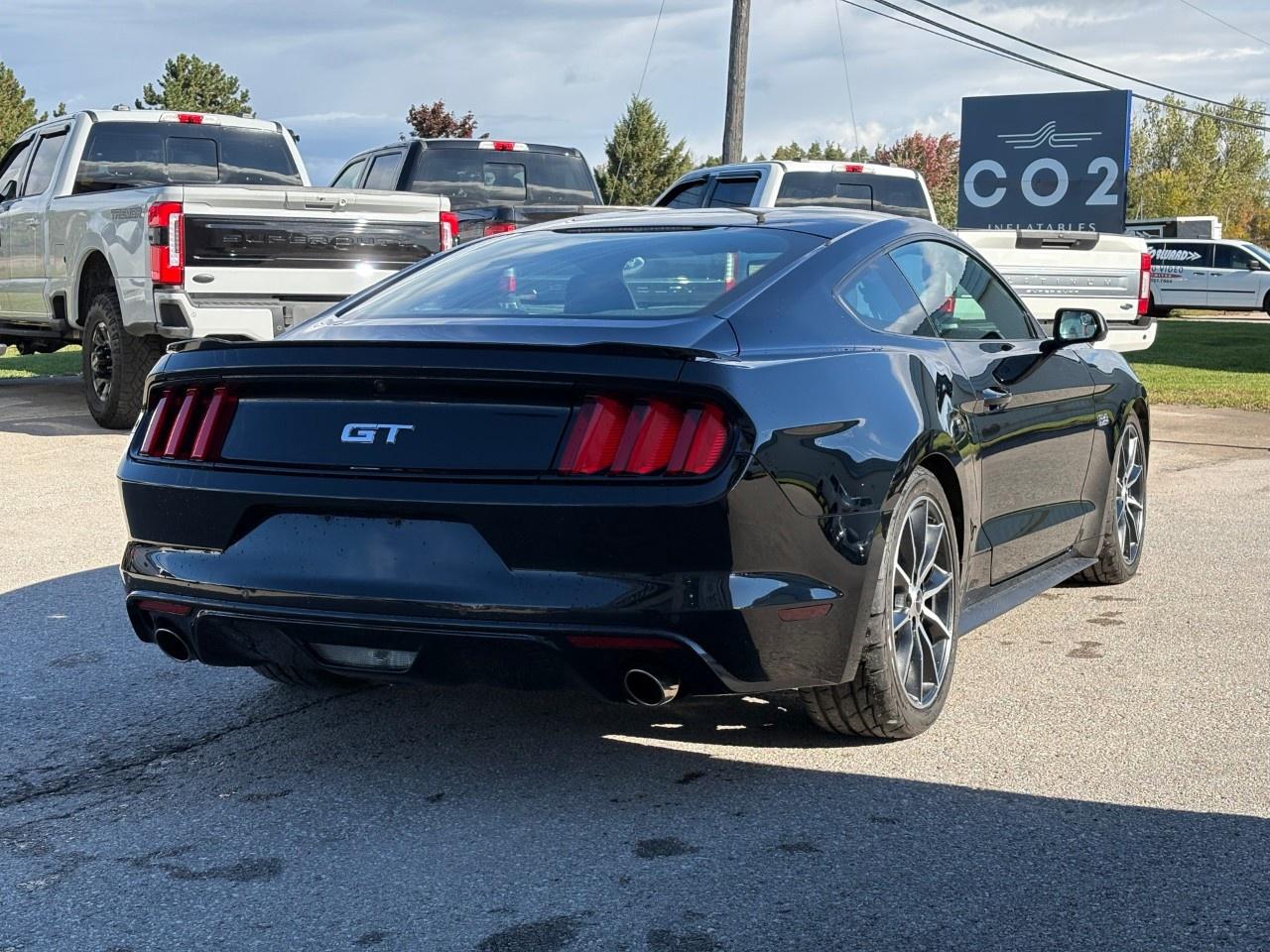2017 Ford Mustang 2DR FASTBACK GT Photo