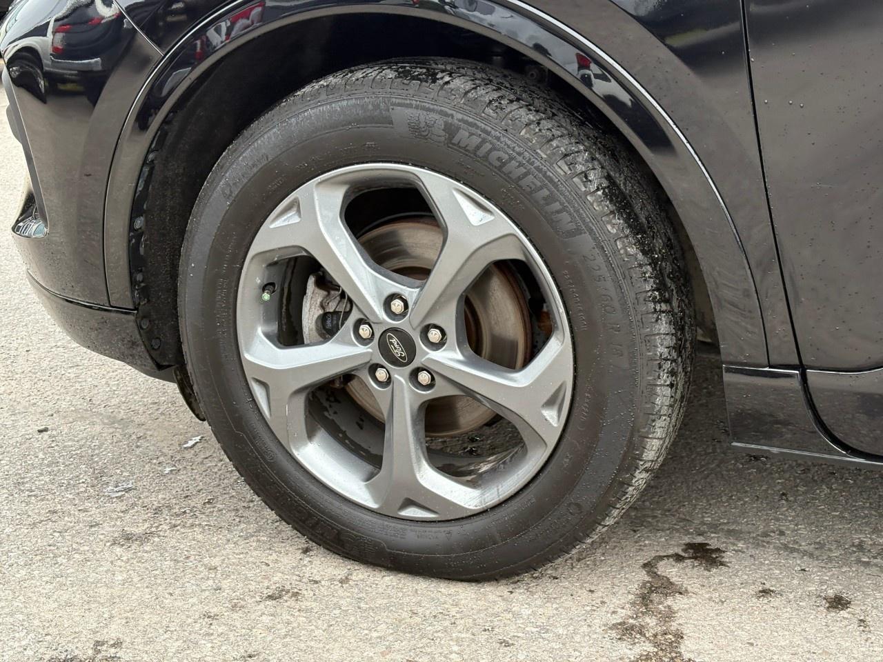 2024 Ford Escape ST-Line AWD Photo