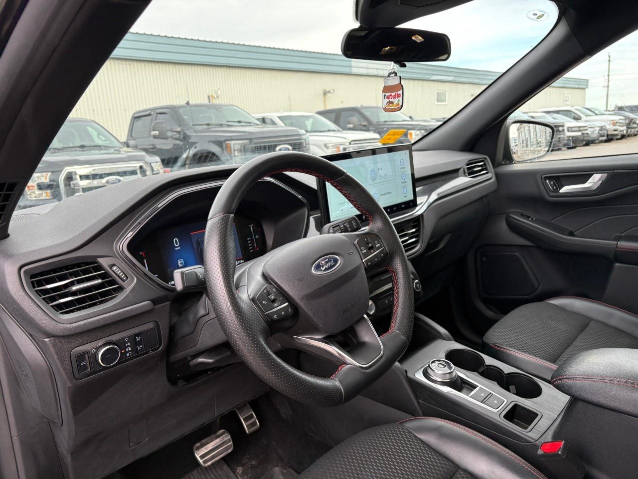 2024 Ford Escape ST-Line AWD Photo