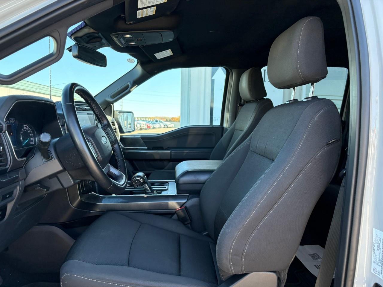 2023 Ford F-150 XLT 4WD SuperCrew 5.5' Box Photo