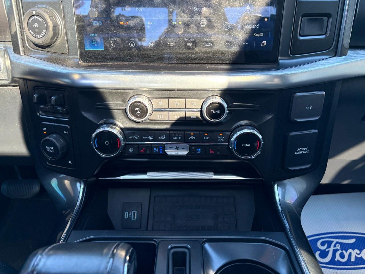 2022 Ford F-150 Lariat 4WD SuperCrew 5.5' Box Photo