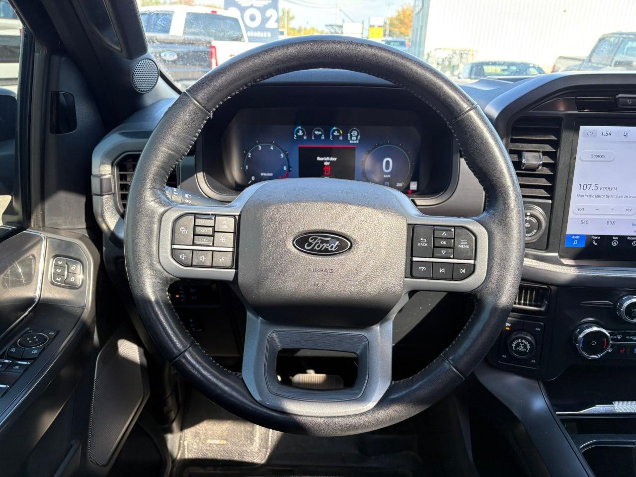 2024 Ford F-150 Lariat 4WD SuperCrew 5.5' Box Photo