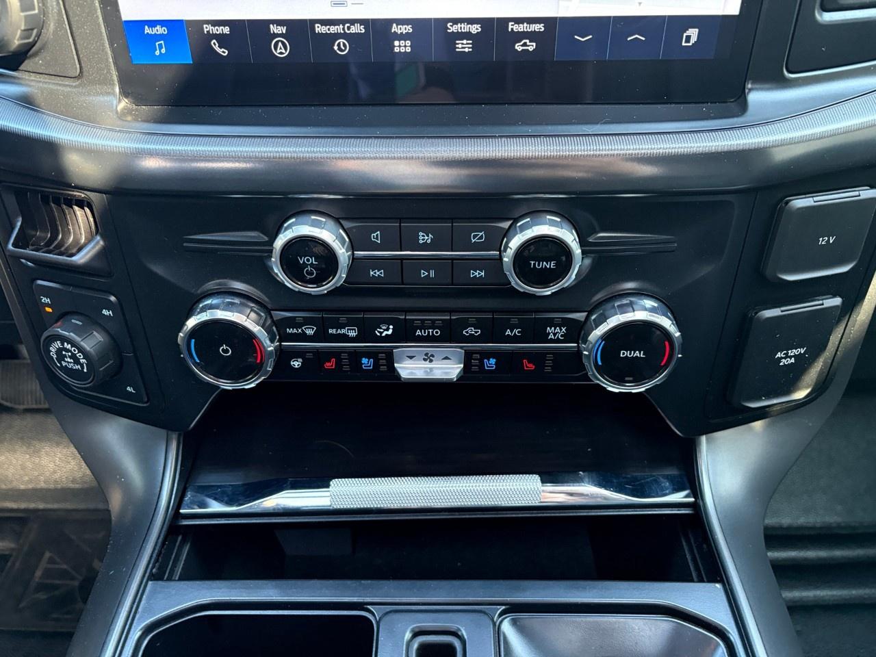 2024 Ford F-150 Lariat 4WD SuperCrew 5.5' Box Photo