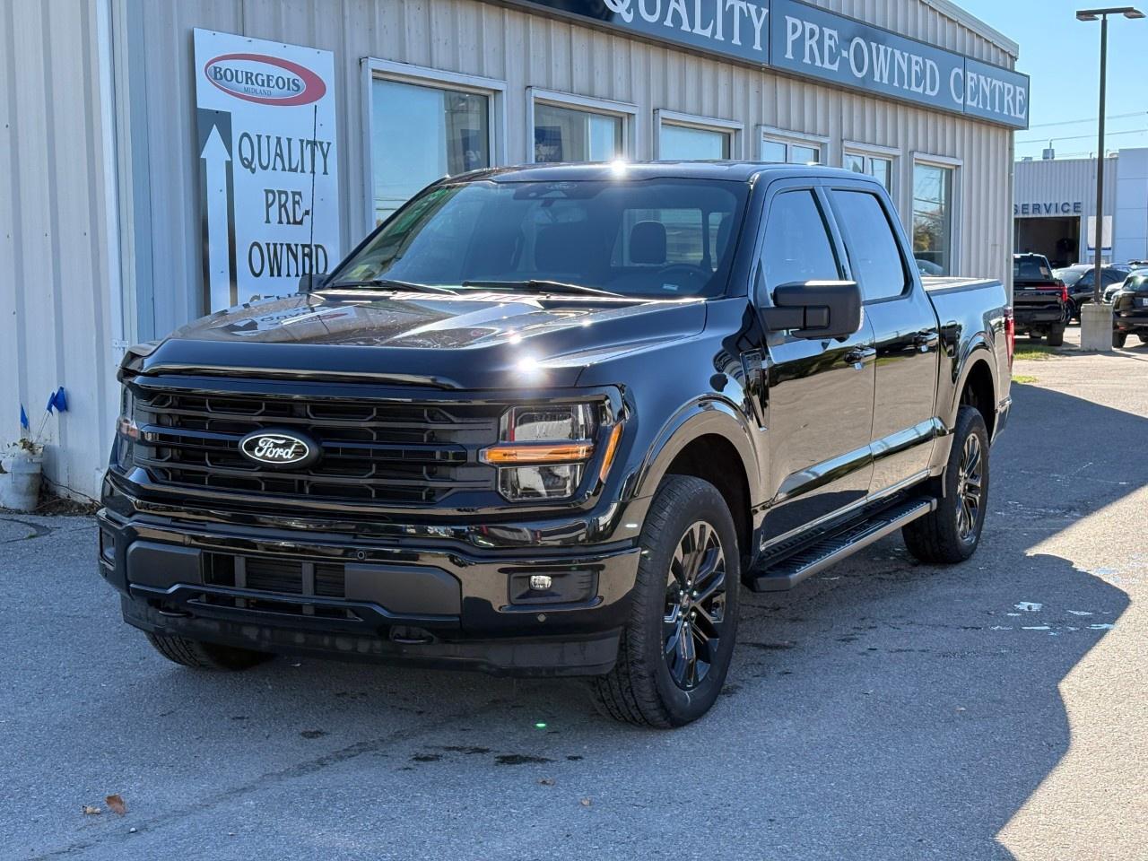 2024 Ford F-150 XLT 4WD SuperCrew 5.5' Box Photo5