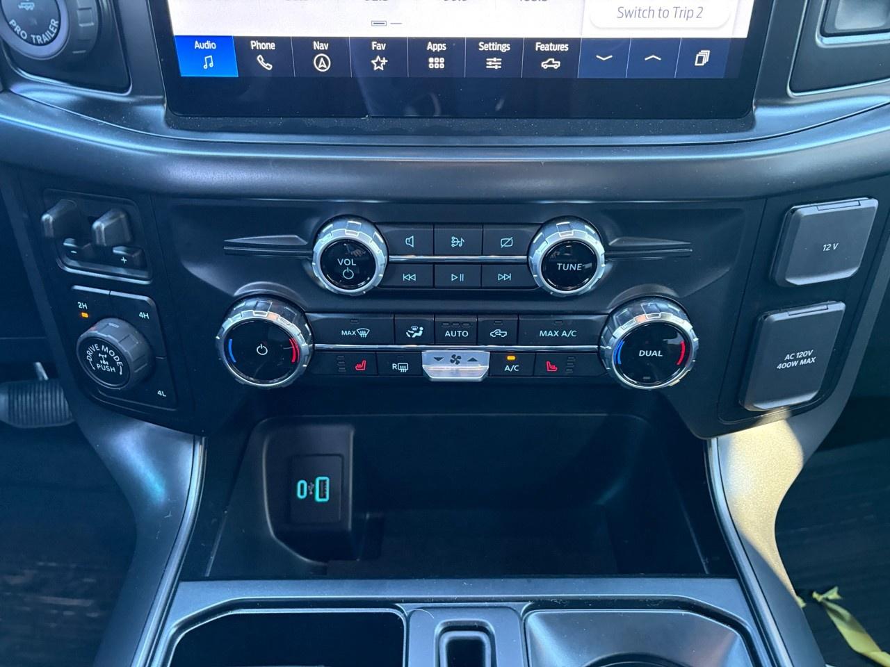 2024 Ford F-150 XLT 4WD SuperCrew 5.5' Box Photo