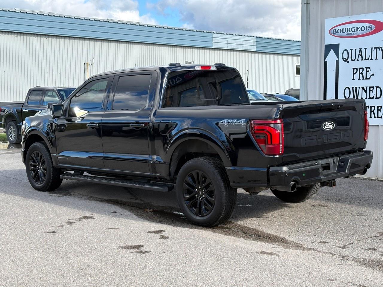 2024 Ford F-150 Lariat 4WD SuperCrew 5.5' Box Photo
