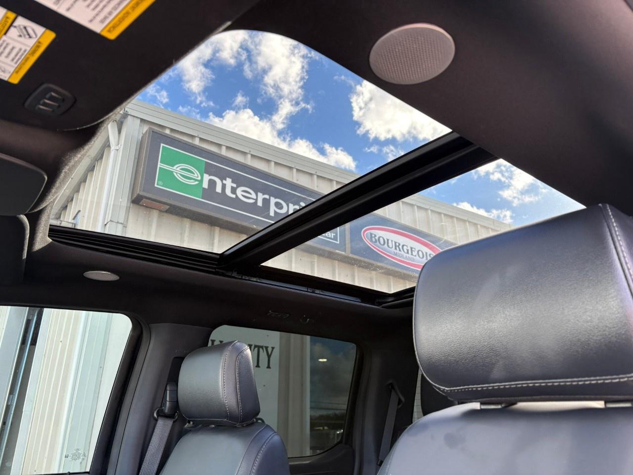 2024 Ford F-150 Lariat 4WD SuperCrew 5.5' Box Photo