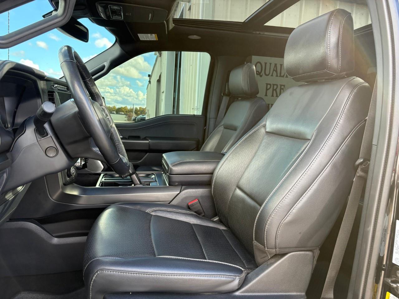 2024 Ford F-150 Lariat 4WD SuperCrew 5.5' Box Photo