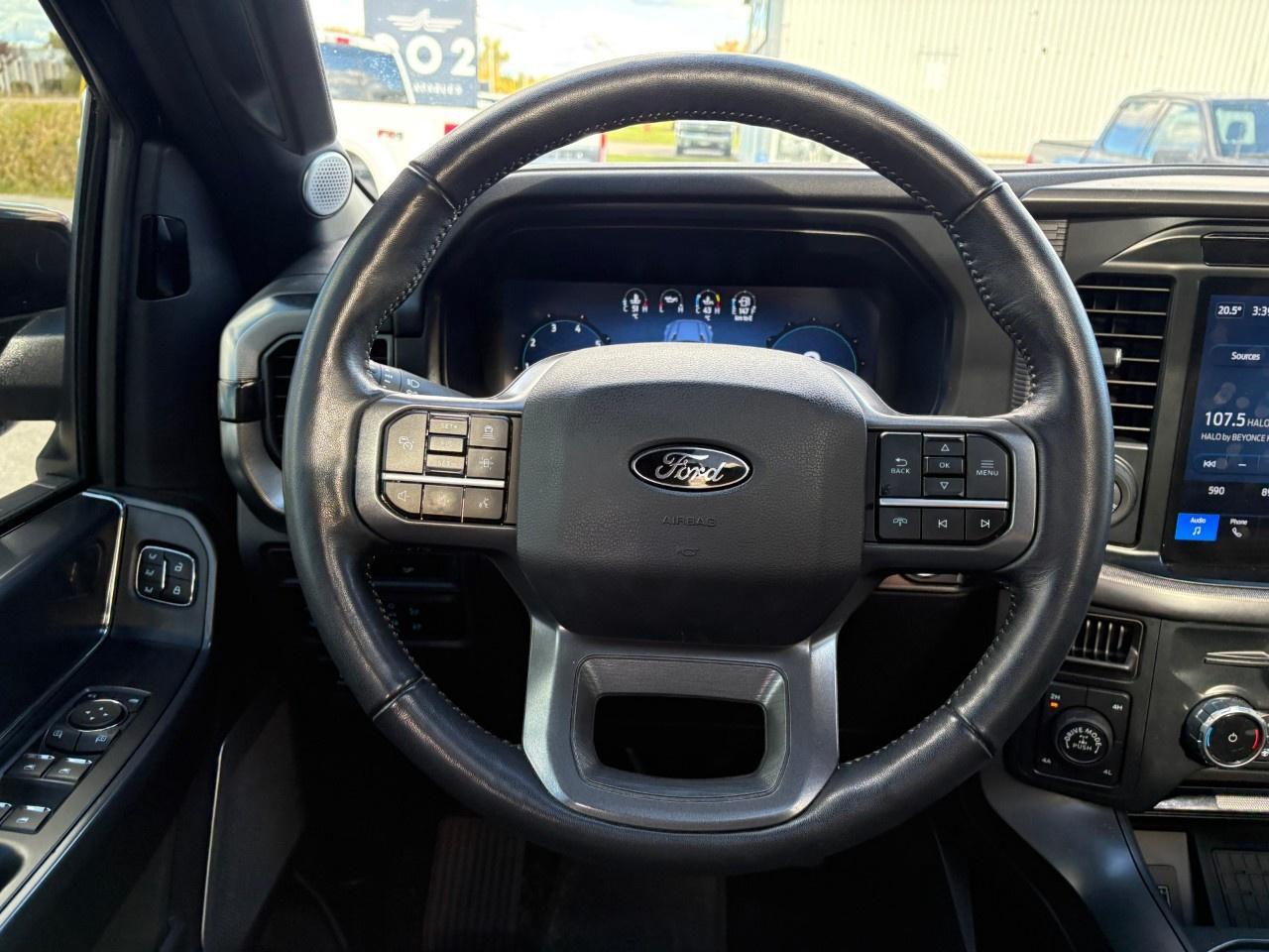 2024 Ford F-150 Lariat 4WD SuperCrew 5.5' Box Photo