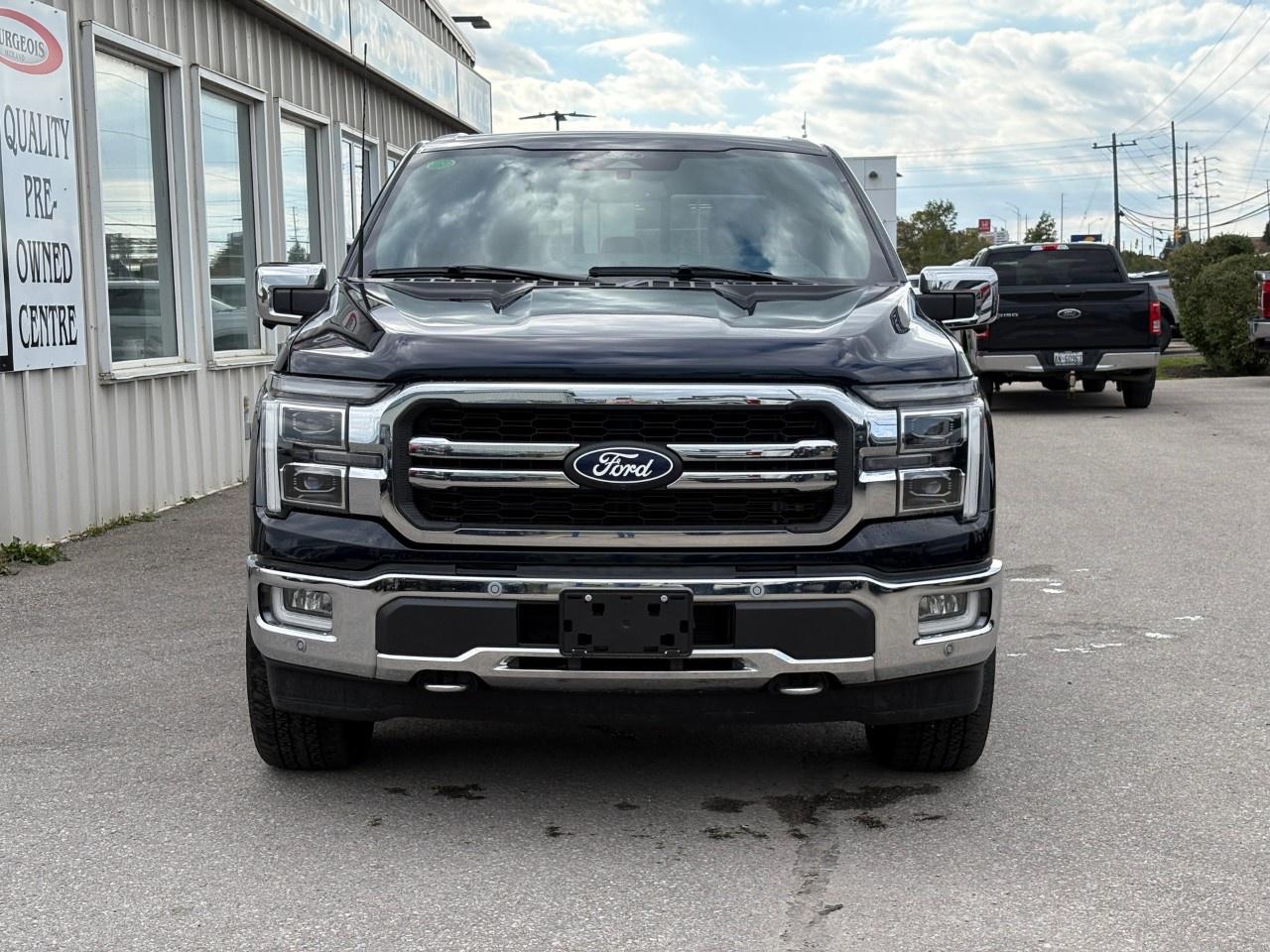 2024 Ford F-150 Lariat 4WD SuperCrew 5.5' Box Photo2