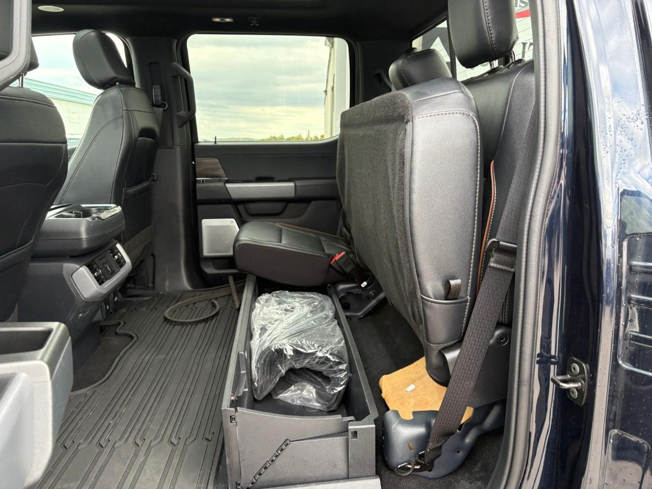 2024 Ford F-150 Lariat 4WD SuperCrew 5.5' Box Photo