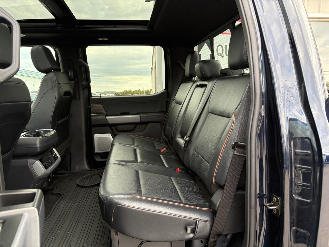 2024 Ford F-150 Lariat 4WD SuperCrew 5.5' Box Photo