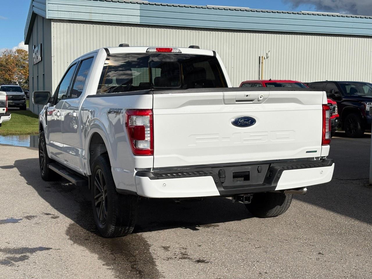 2022 Ford F-150 Lariat 4WD SuperCrew 5.5' Box Photo