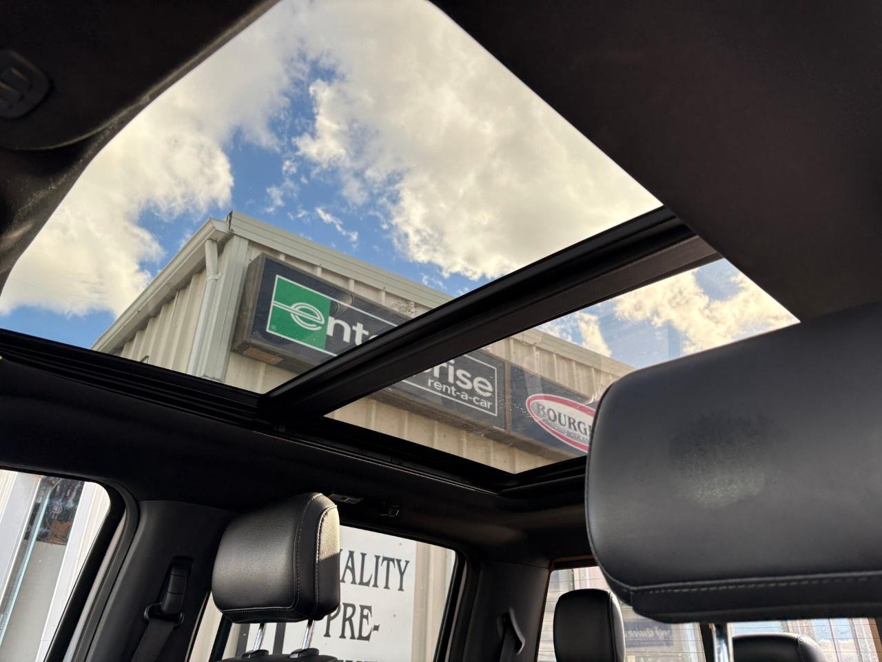 2022 Ford F-150 Lariat 4WD SuperCrew 5.5' Box Photo