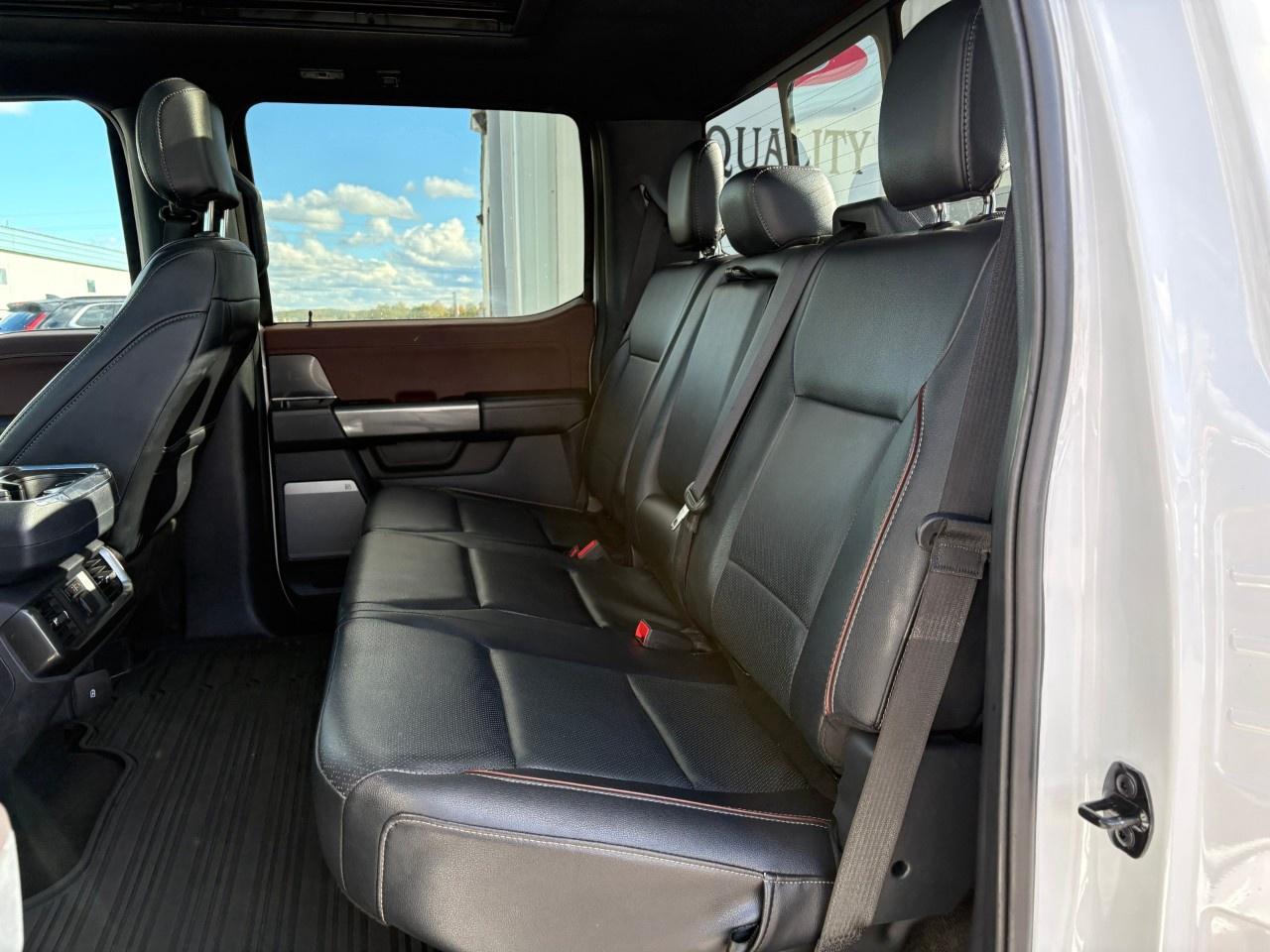 2022 Ford F-150 Lariat 4WD SuperCrew 5.5' Box Photo