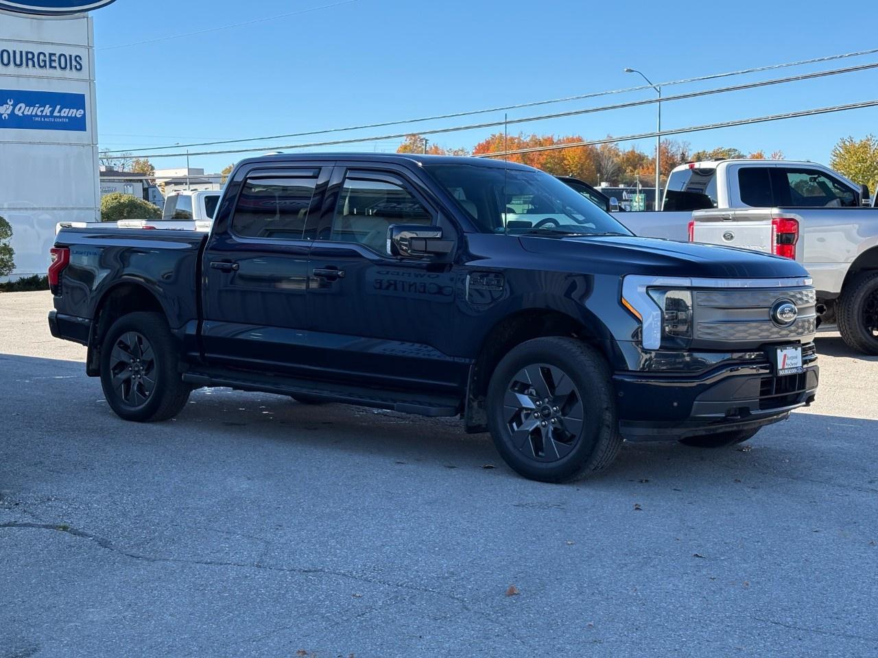 2022 Ford F-150 Lightning Lariat 4WD SuperCrew 5.5' Box Photo