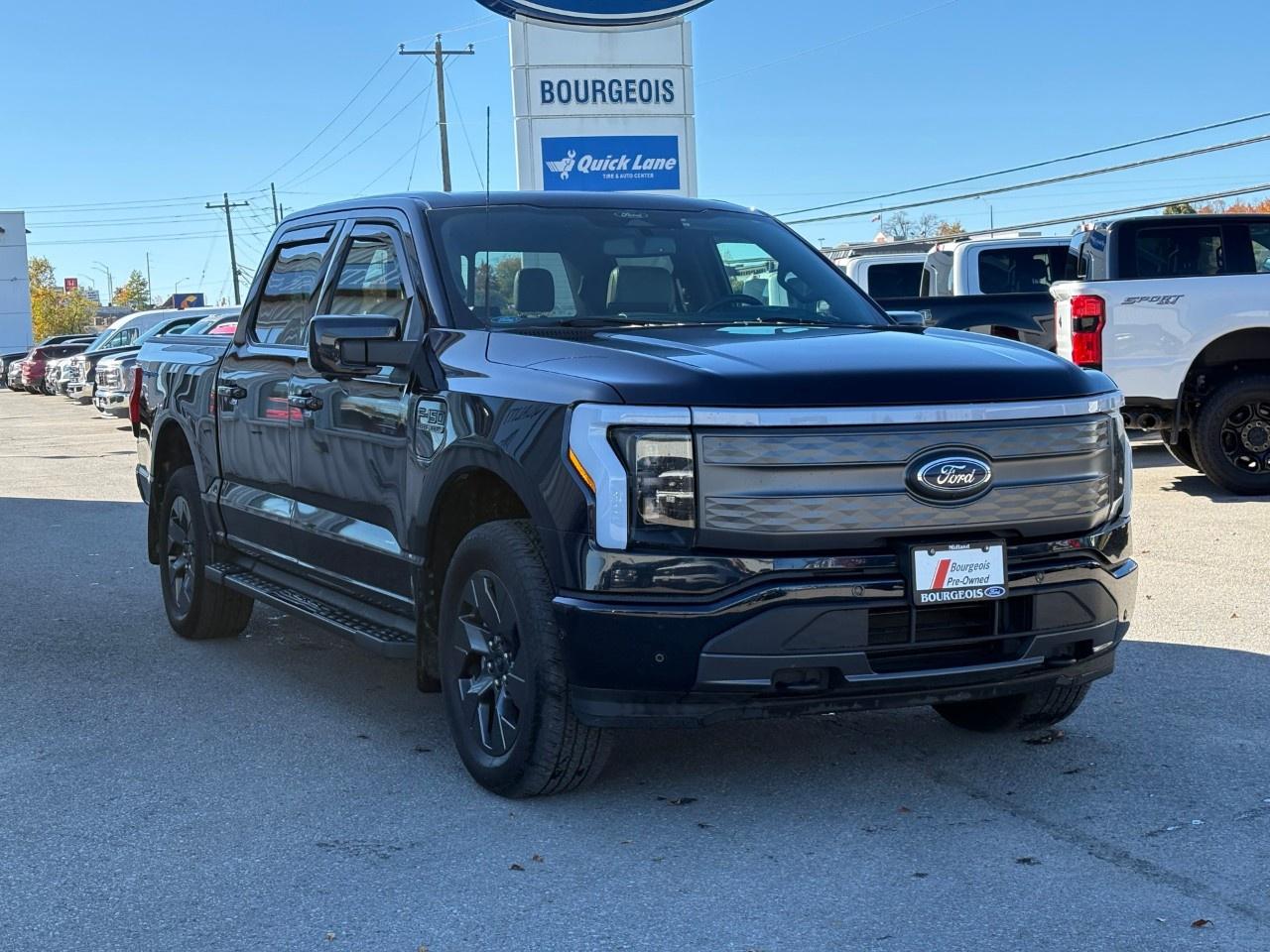 2022 Ford F-150 Lightning Lariat 4WD SuperCrew 5.5' Box Photo