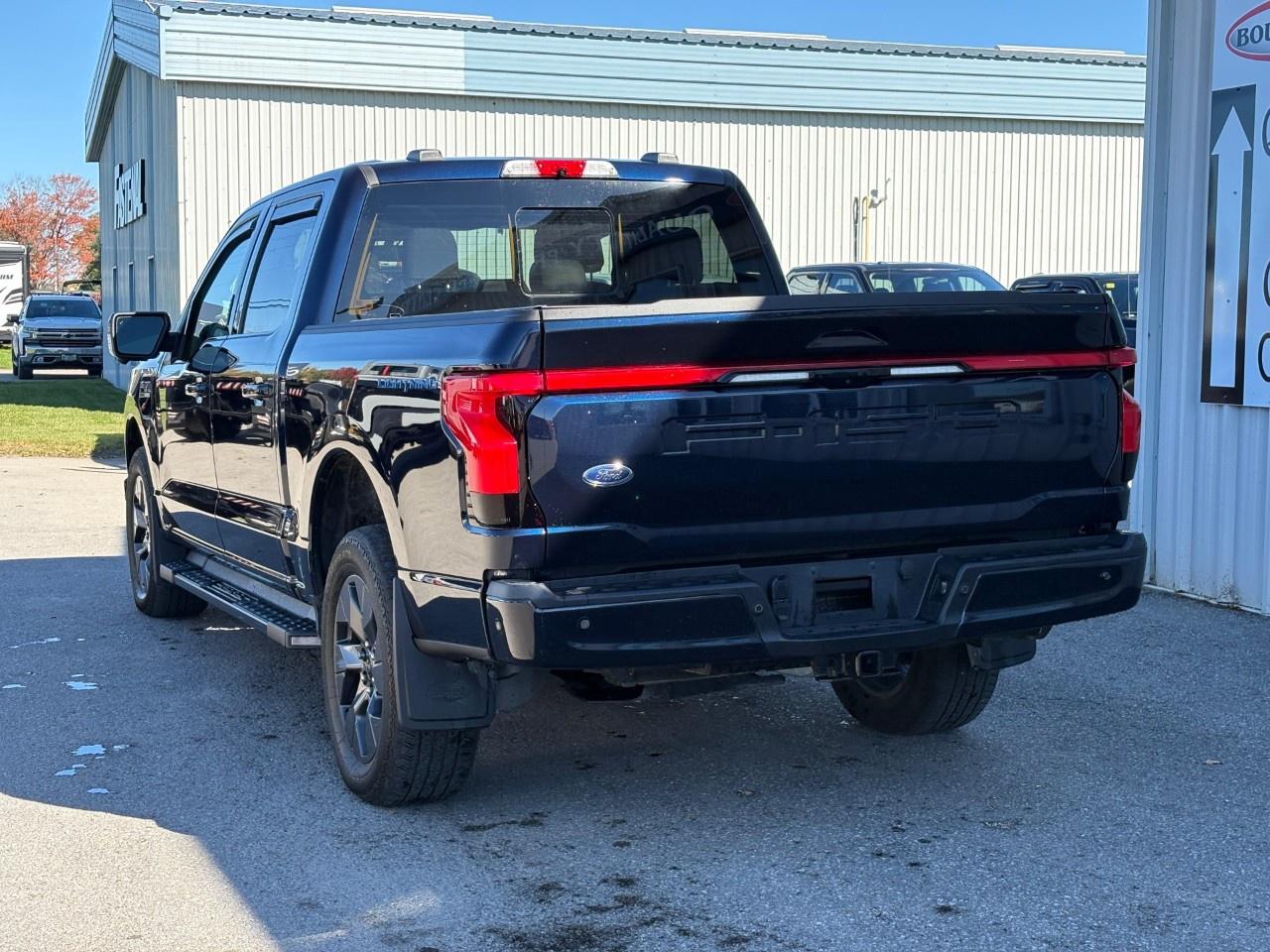 2022 Ford F-150 Lightning Lariat 4WD SuperCrew 5.5' Box Photo