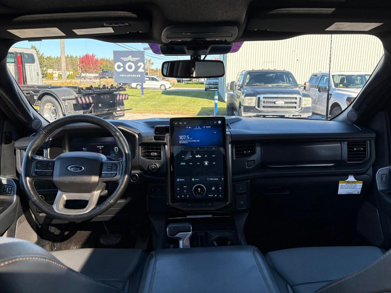 2022 Ford F-150 Lightning Lariat 4WD SuperCrew 5.5' Box Photo