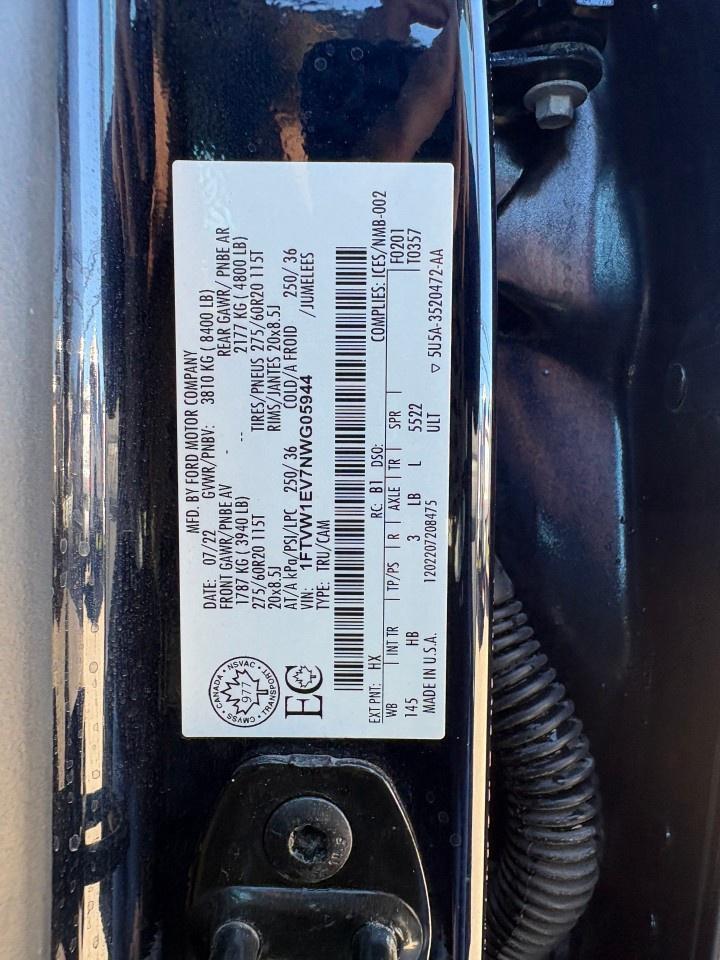 2022 Ford F-150 Lightning Lariat 4WD SuperCrew 5.5' Box Photo