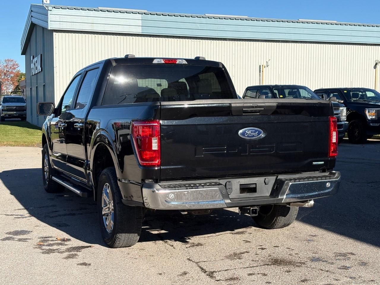 2022 Ford F-150 XLT 4WD SuperCrew 5.5' Box Photo