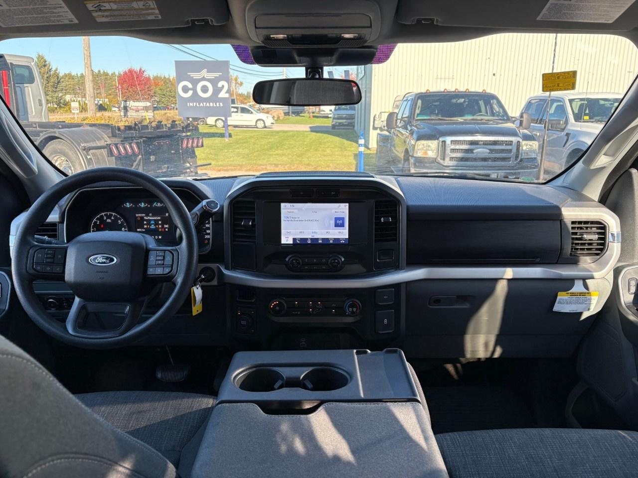 2022 Ford F-150 XLT 4WD SuperCrew 5.5' Box Photo