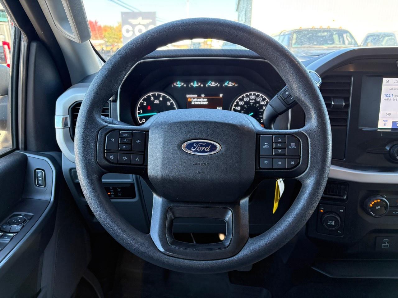 2022 Ford F-150 XLT 4WD SuperCrew 5.5' Box Photo