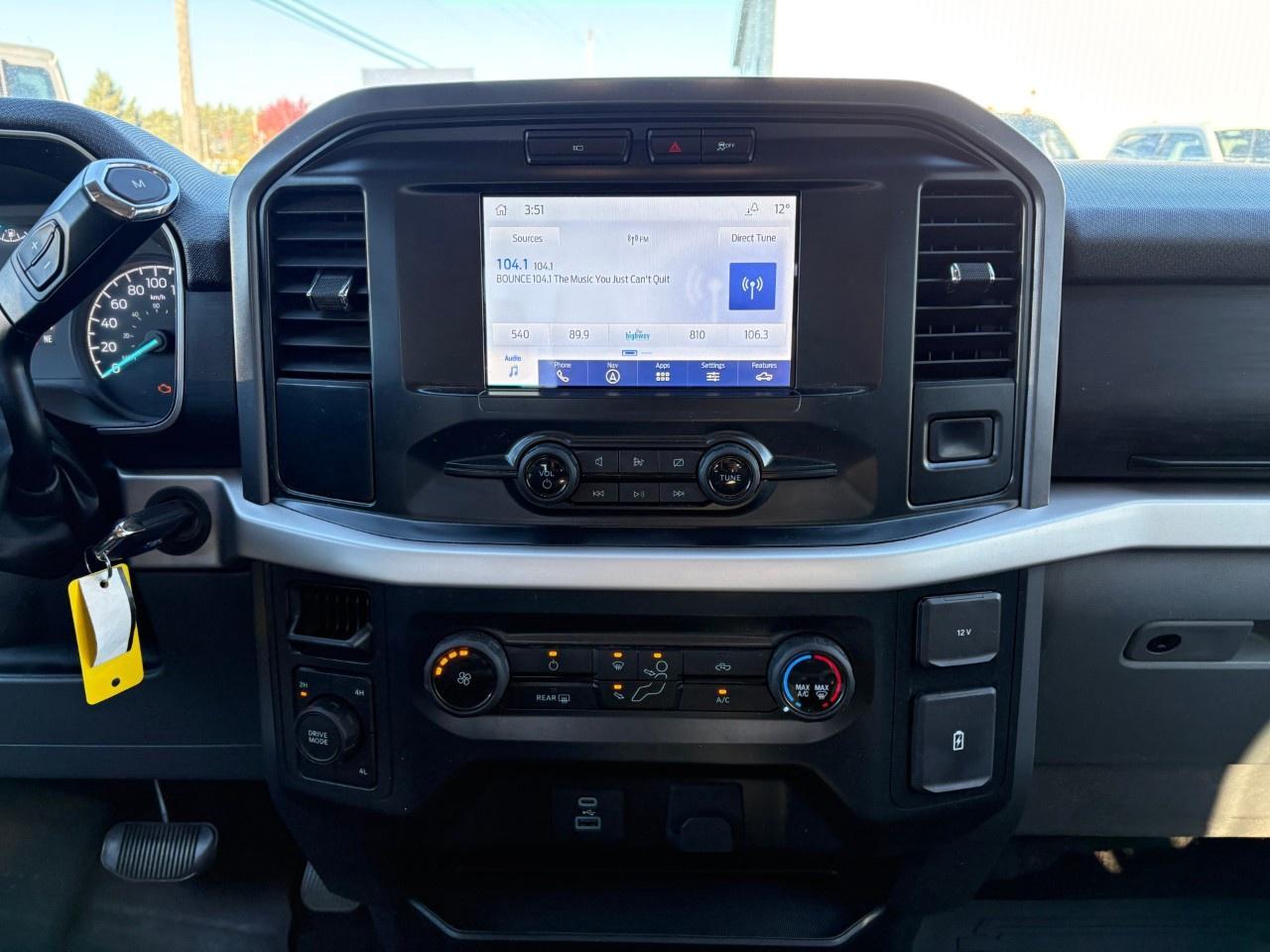 2022 Ford F-150 XLT 4WD SuperCrew 5.5' Box Photo