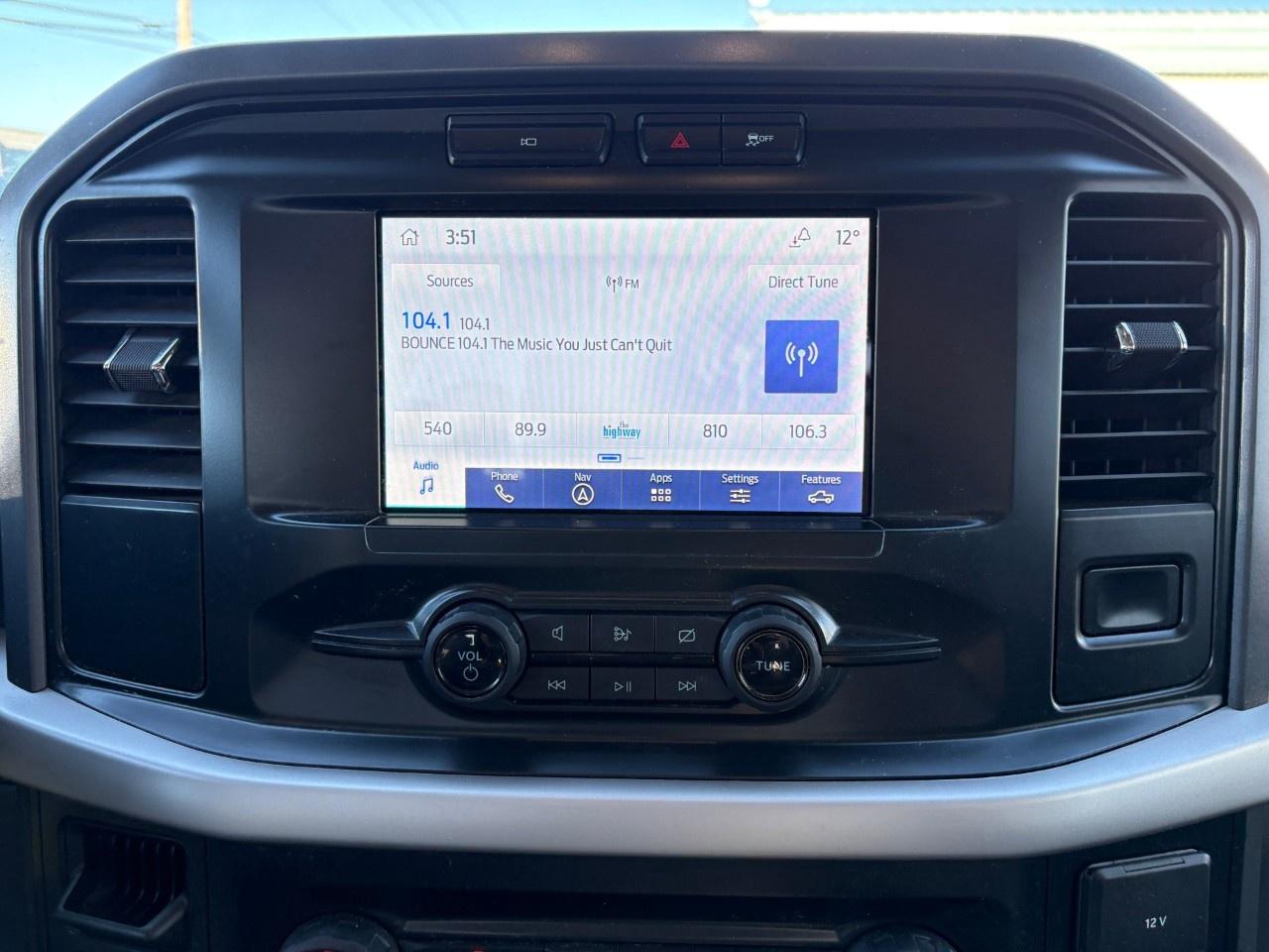 2022 Ford F-150 XLT 4WD SuperCrew 5.5' Box Photo