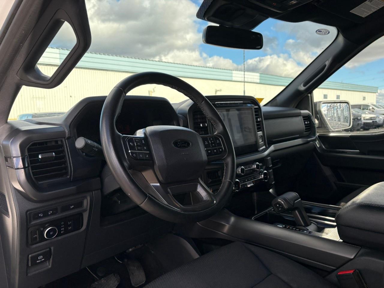 2024 Ford F-150 XLT 4WD SuperCrew 5.5' Box Photo