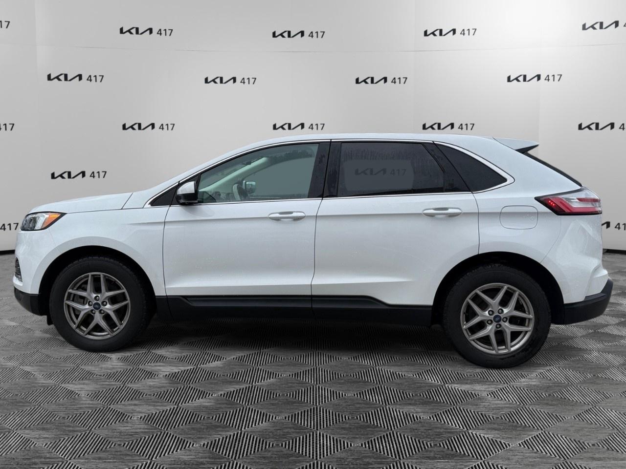 2023 Ford Edge SEL AWD Photo5