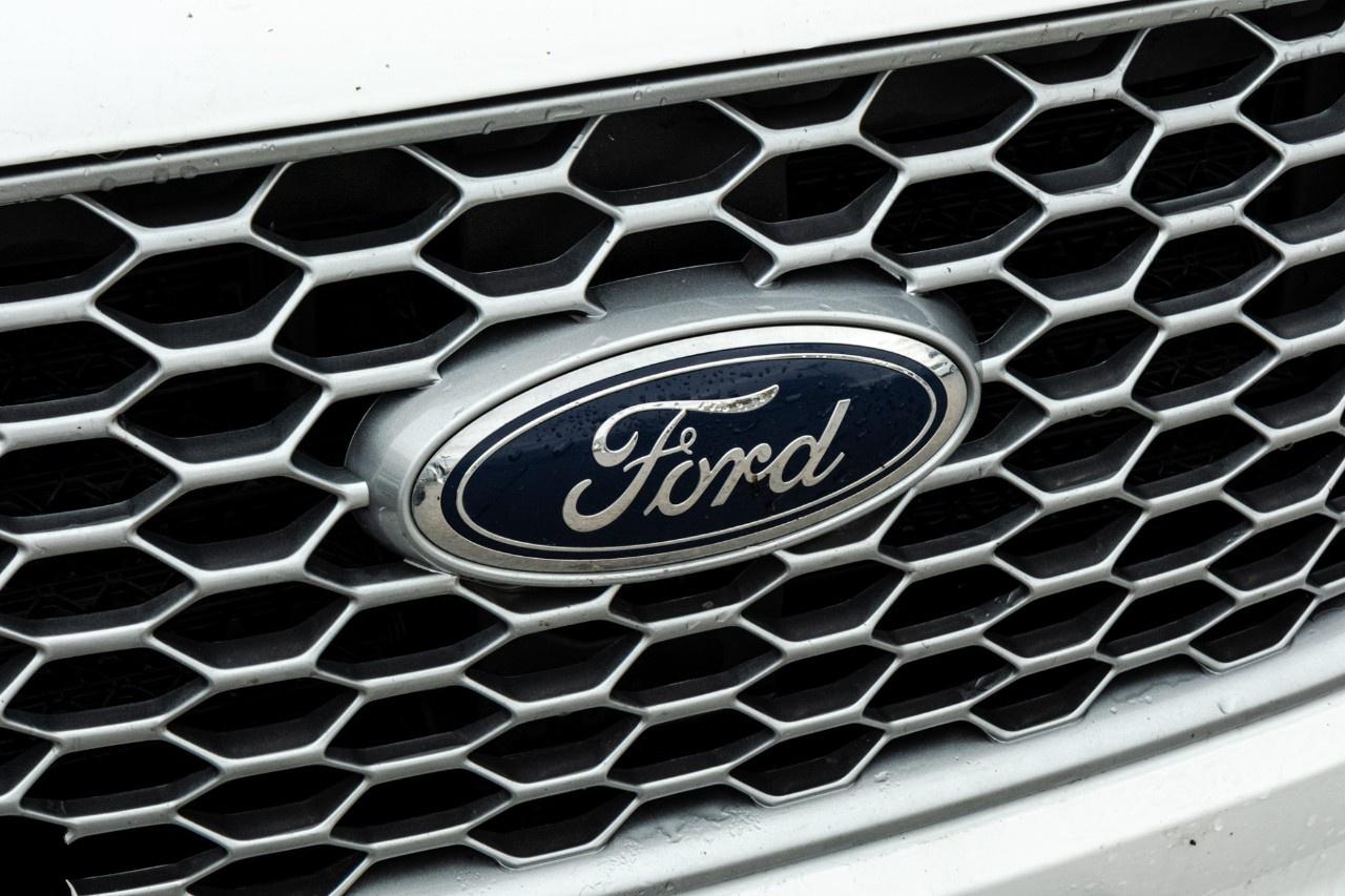 2023 Ford Edge SEL AWD Photo