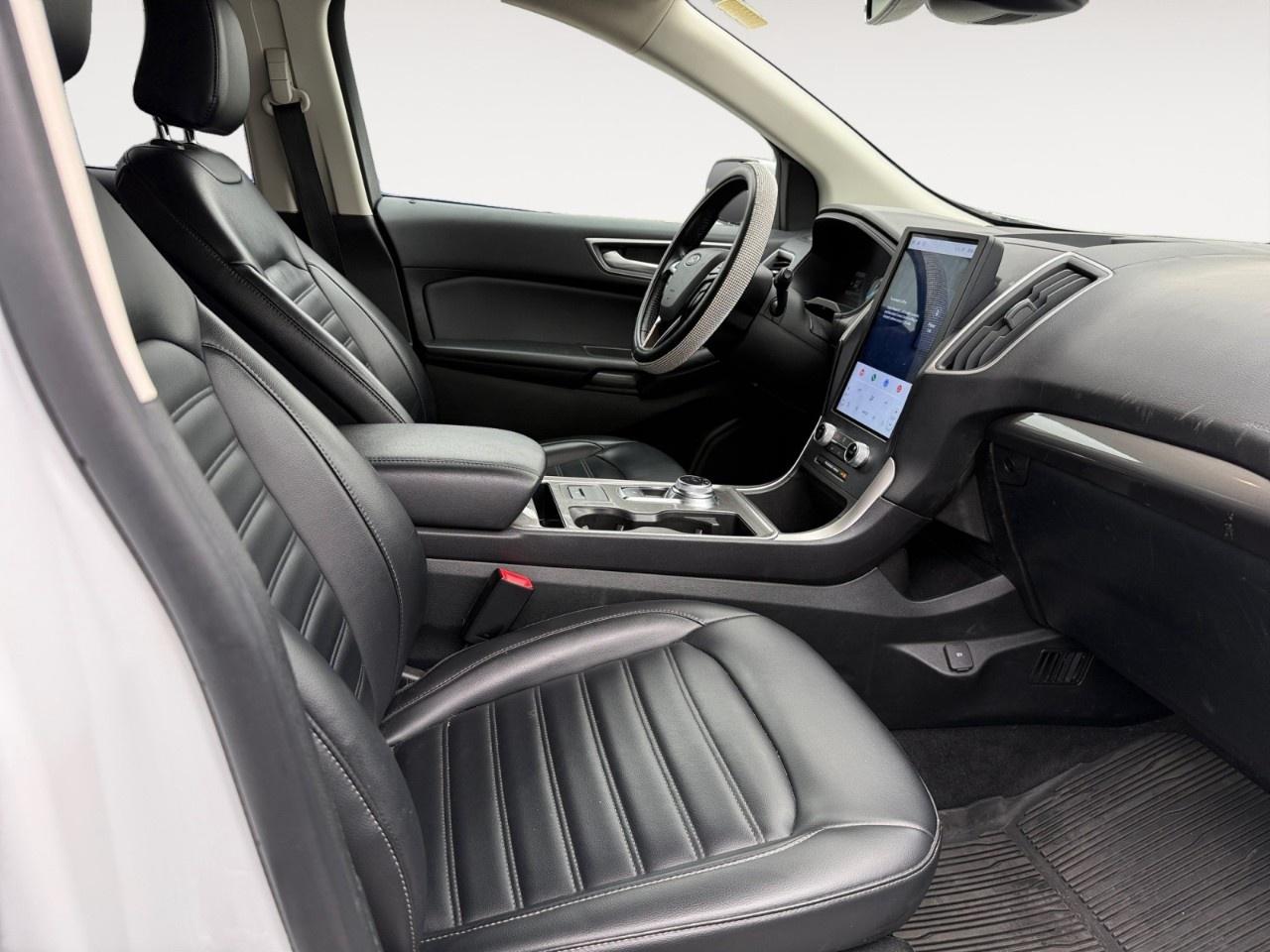 2023 Ford Edge SEL AWD Photo