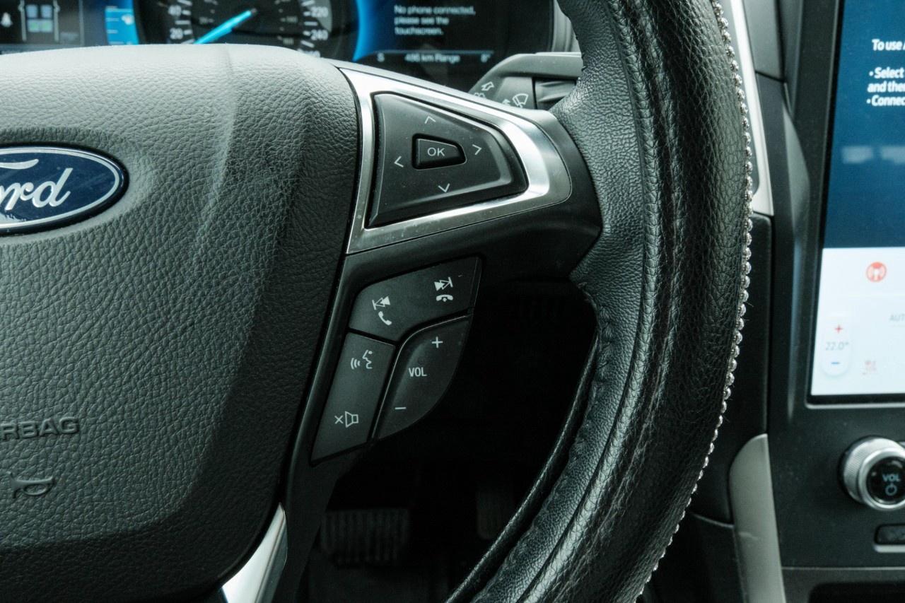 2023 Ford Edge SEL AWD Photo