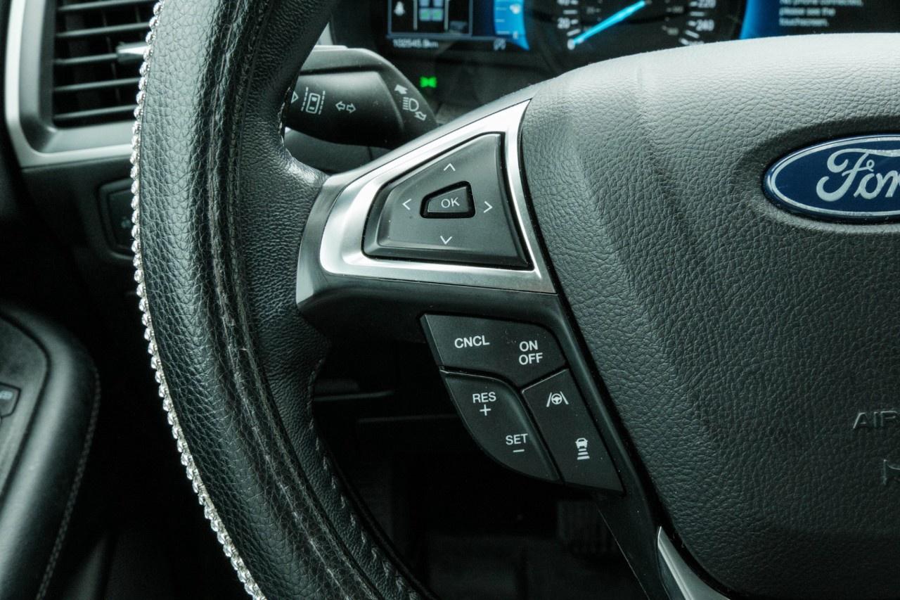 2023 Ford Edge SEL AWD Photo