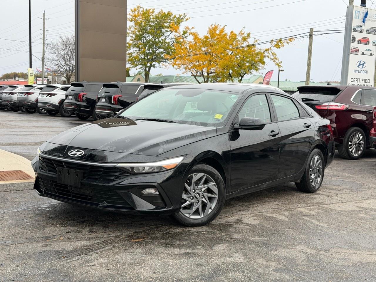 2024 Hyundai Elantra Preferred IVT Photo0