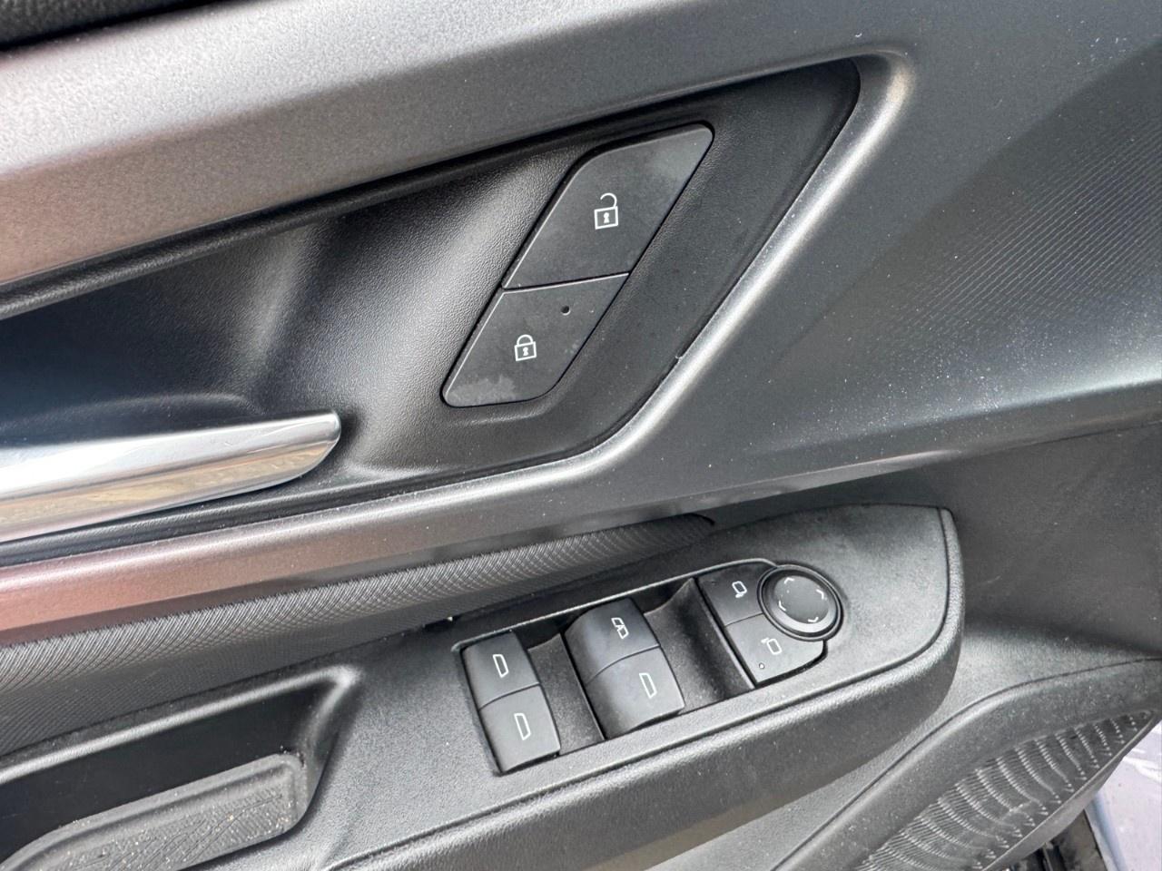 2024 Chevrolet Equinox EV 4dr RS w/2RS Photo