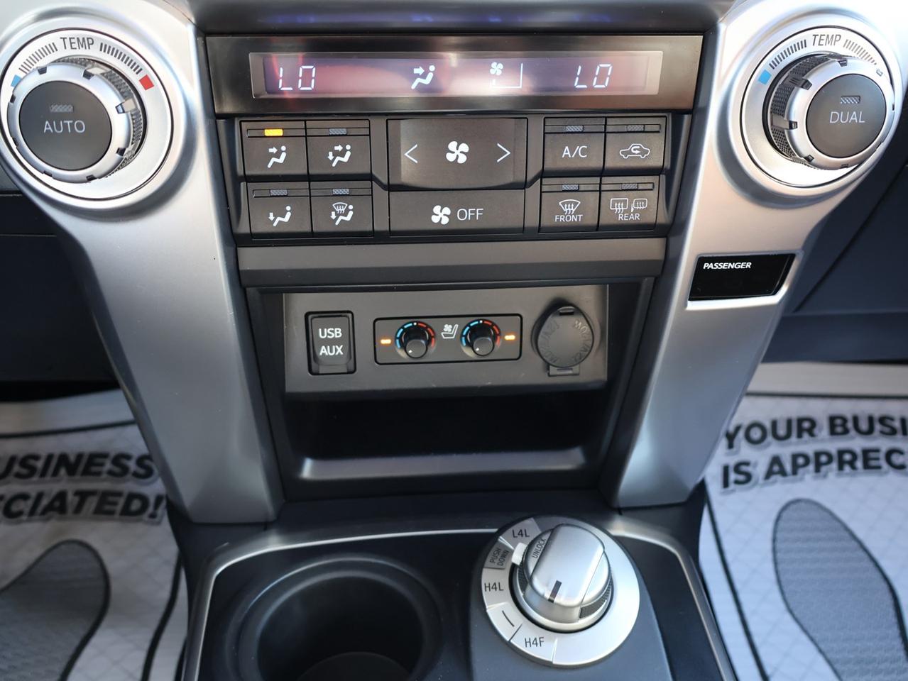 2018 Toyota 4Runner LIMITED 4WD *ACCIDENT FREE*7 SEATS* CAMERA NAV BLUETOOTH LEATHER HEATED SEATS SUNROOF CRUISE ALLOYS Photo
