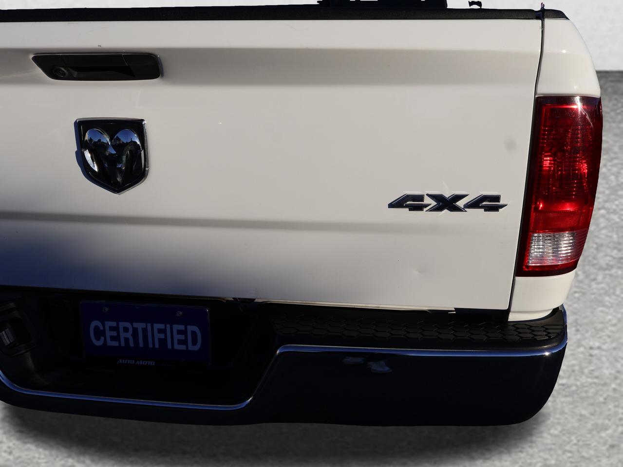 2021 RAM 1500 Classic TRADESMAN CREW 4WD CAMERA BLUETOOTH CRUISE ALLOYS Photo