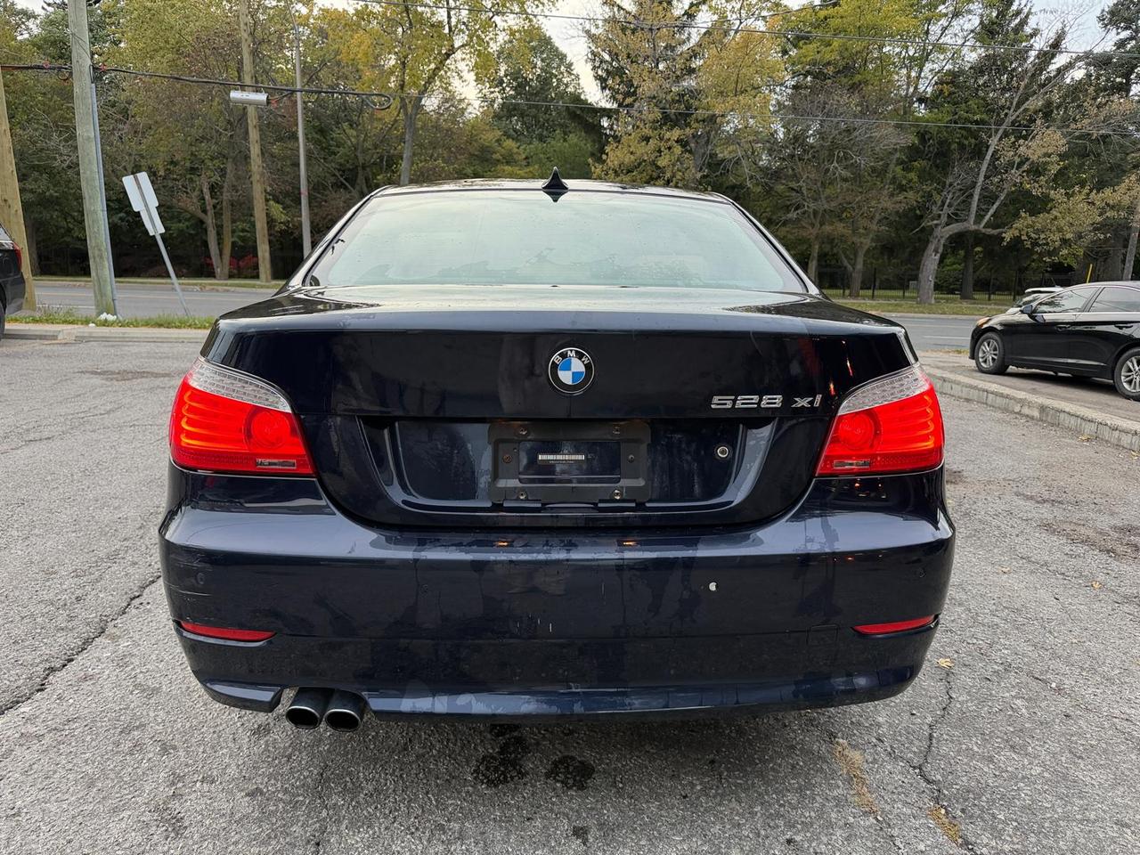 2008 BMW 5 Series 4dr Sdn 528xi AWD Photo