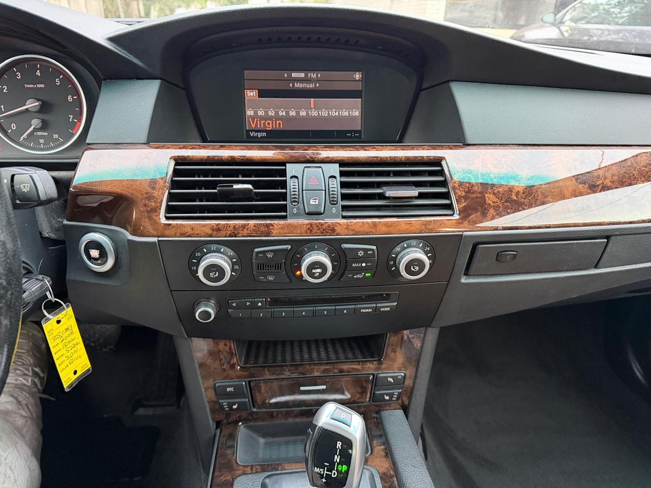 2008 BMW 5 Series 4dr Sdn 528xi AWD Photo