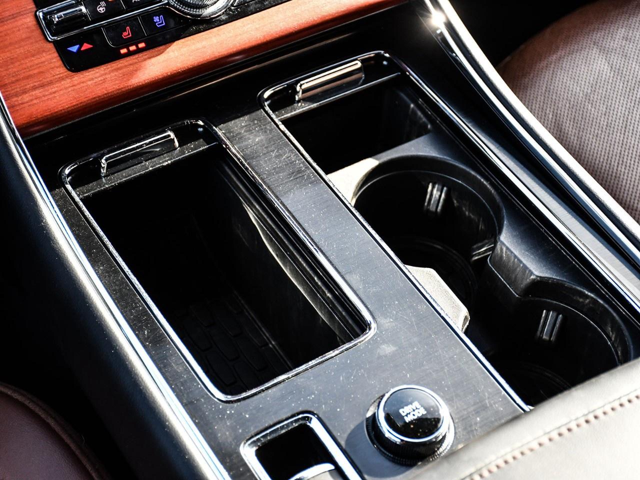 2024 Lincoln Aviator Reserve AWD Photo