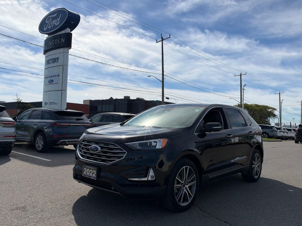 2022 Ford Edge Titanium AWD Photo