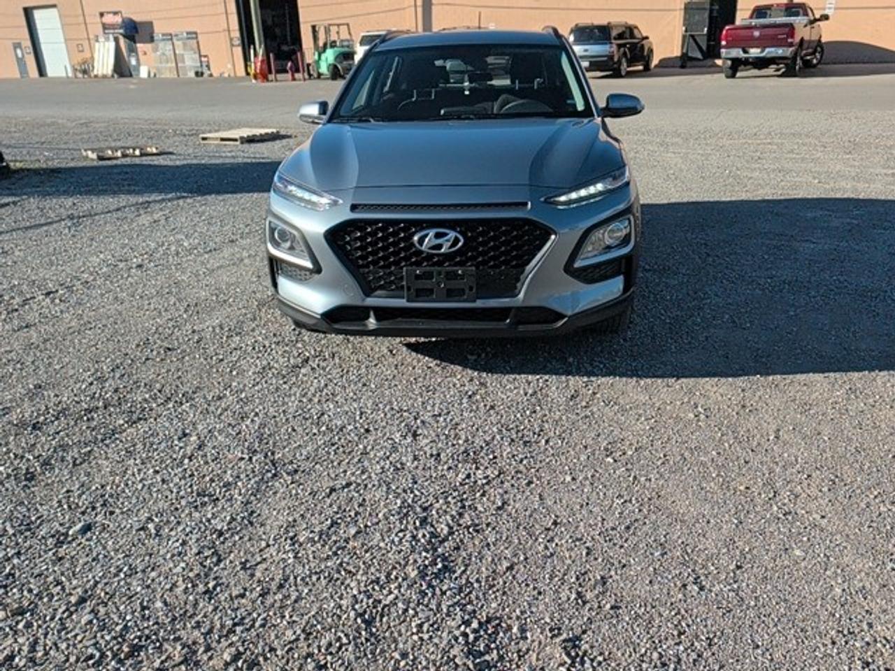 2021 Hyundai KONA Essential Photo1