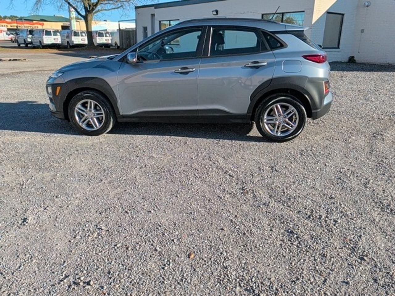 2021 Hyundai KONA Essential Photo