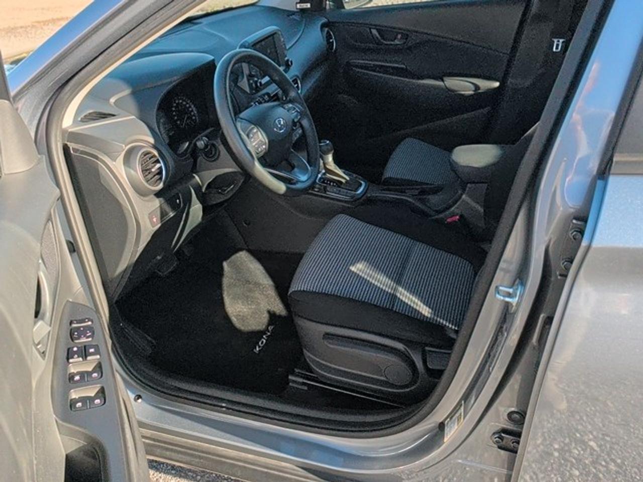 2021 Hyundai KONA Essential Photo