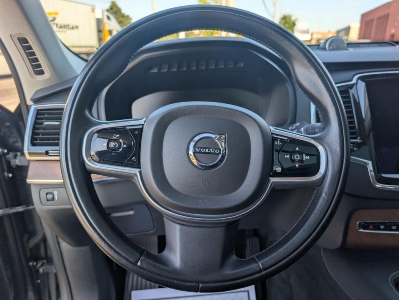 2018 Volvo XC90 T6 INSCRIPTION AWD |HUD |360 CAM |PANO ROOF |NAVI - Photo #12