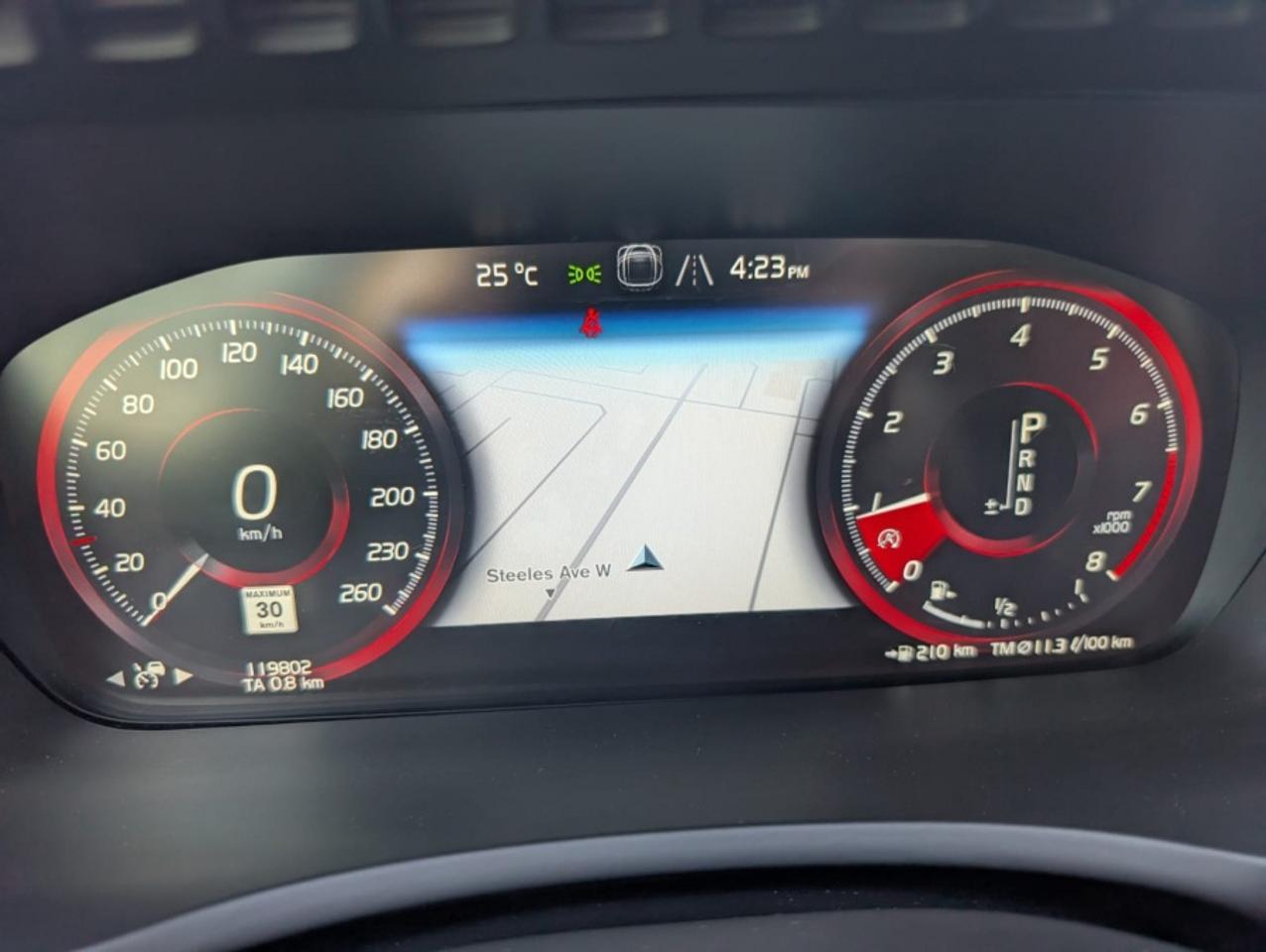 2018 Volvo XC90 T6 INSCRIPTION AWD |HUD |360 CAM |PANO ROOF |NAVI - Photo #13