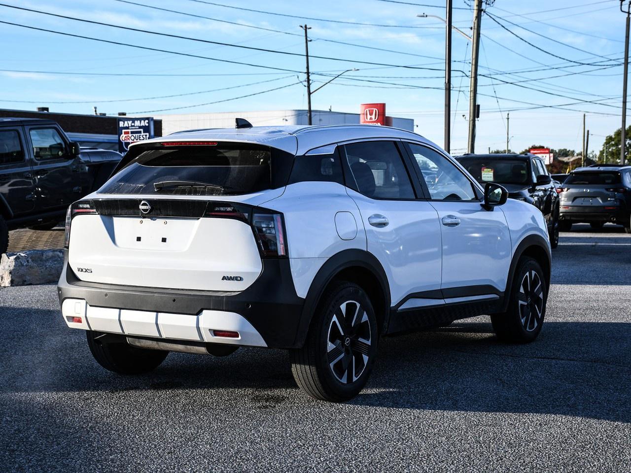 2026 Nissan Kicks SV AWD Photo3